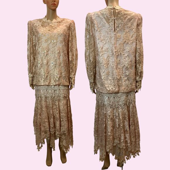 Vintage Dresses & Skirts - 80s Peach Champagne Lace Dress | Dropped Waist | High Neck | Roses  | M/L